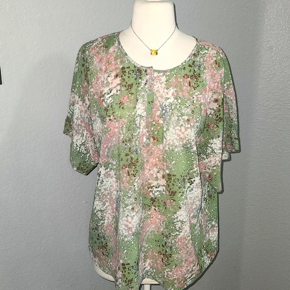 J. Crew Factory Tops - J. Crew Factory Green Floral Watercolor Blouse Size Medium Short Sleeve